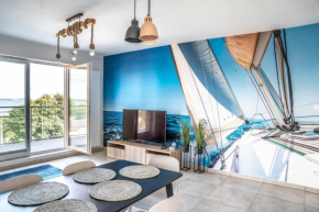Yacht Apartments, Wilkasy
